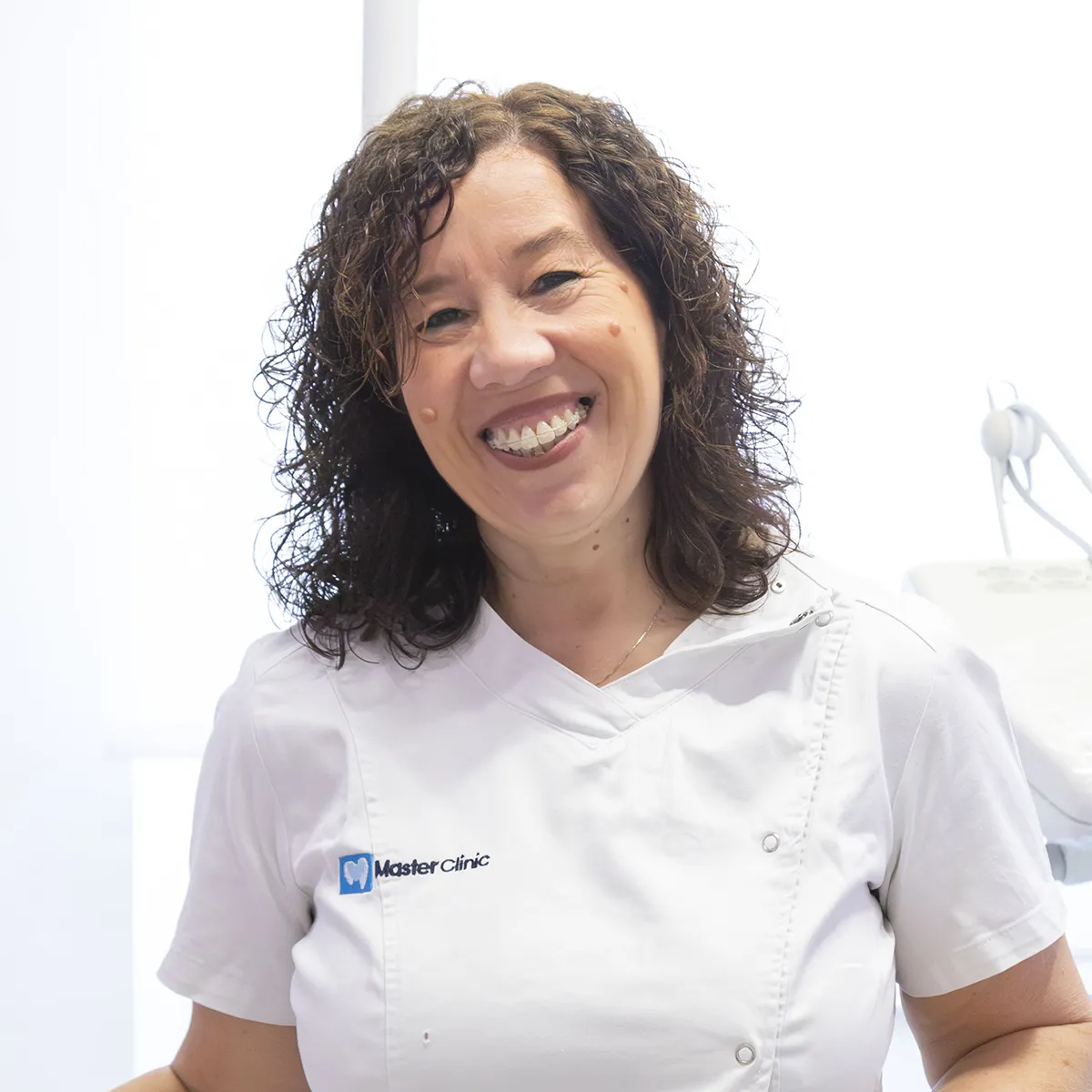 master-clinic-odontoiatri-ancona-046-Migliorato-b