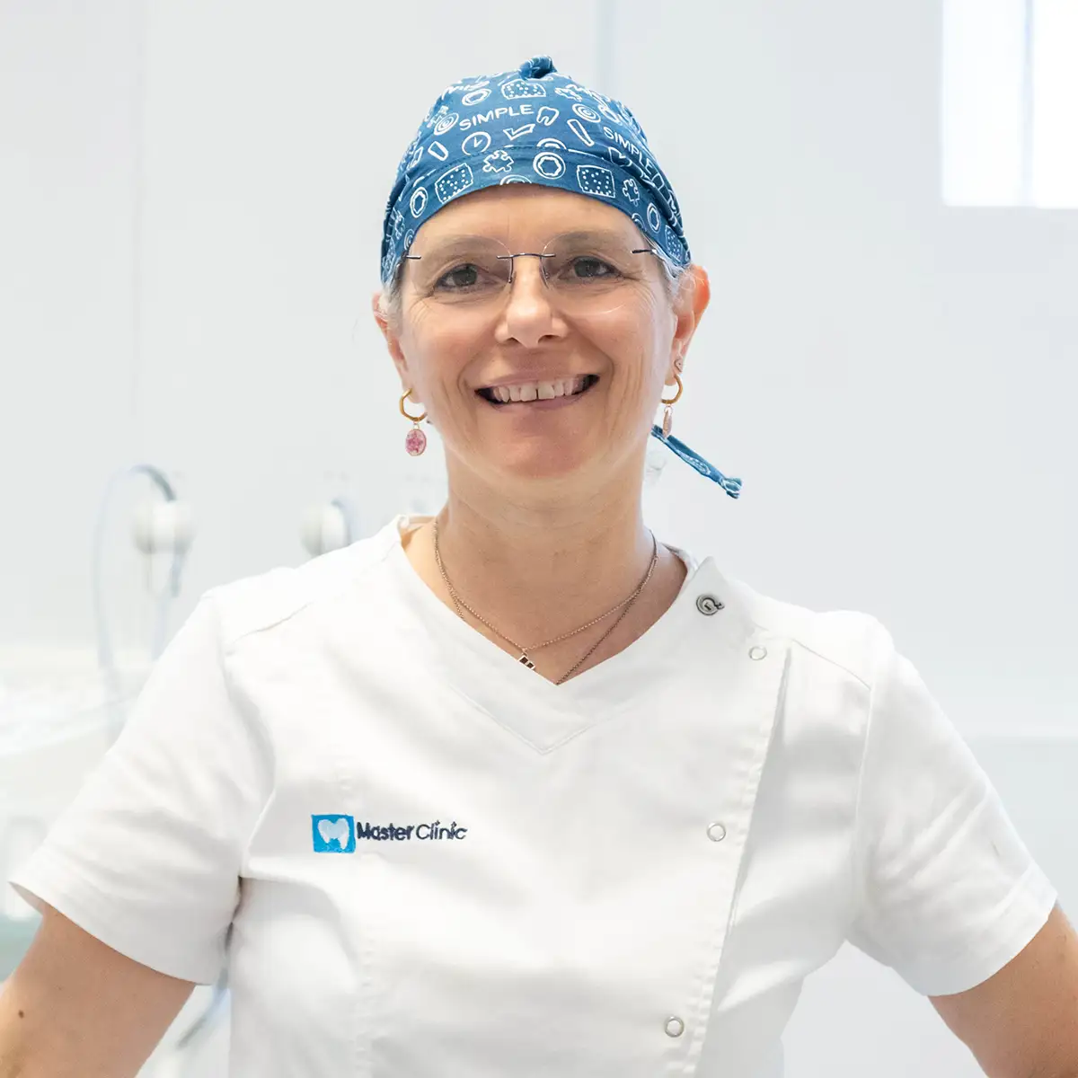 master-clinic-odontoiatri-falconara-marittima-30-quadrata