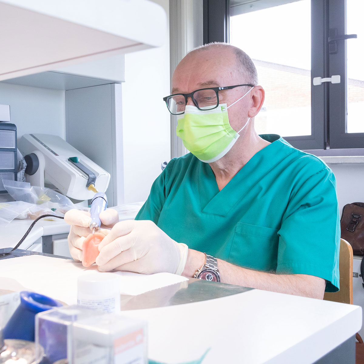master-clinic-odontoiatri-montedago-ancona-085